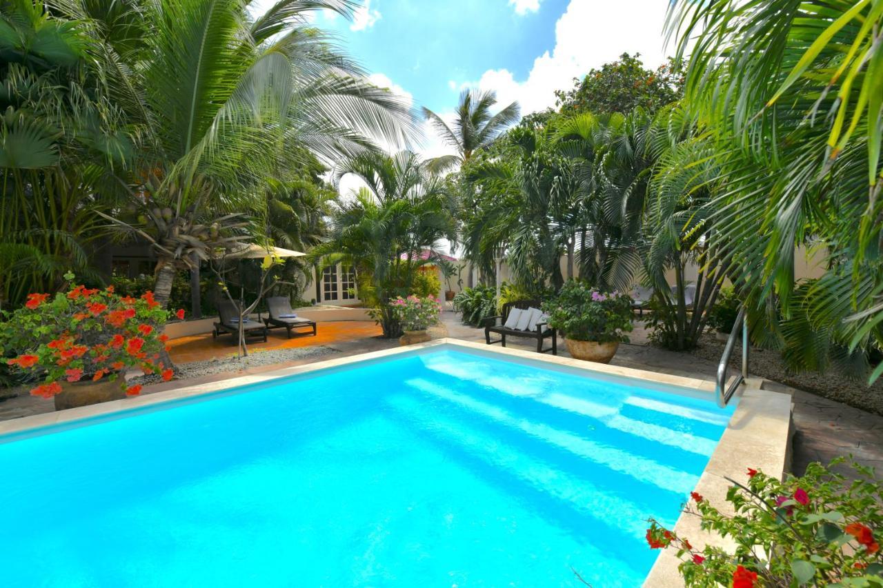 Wonders Boutique Hotel Oranjestad Ngoại thất bức ảnh