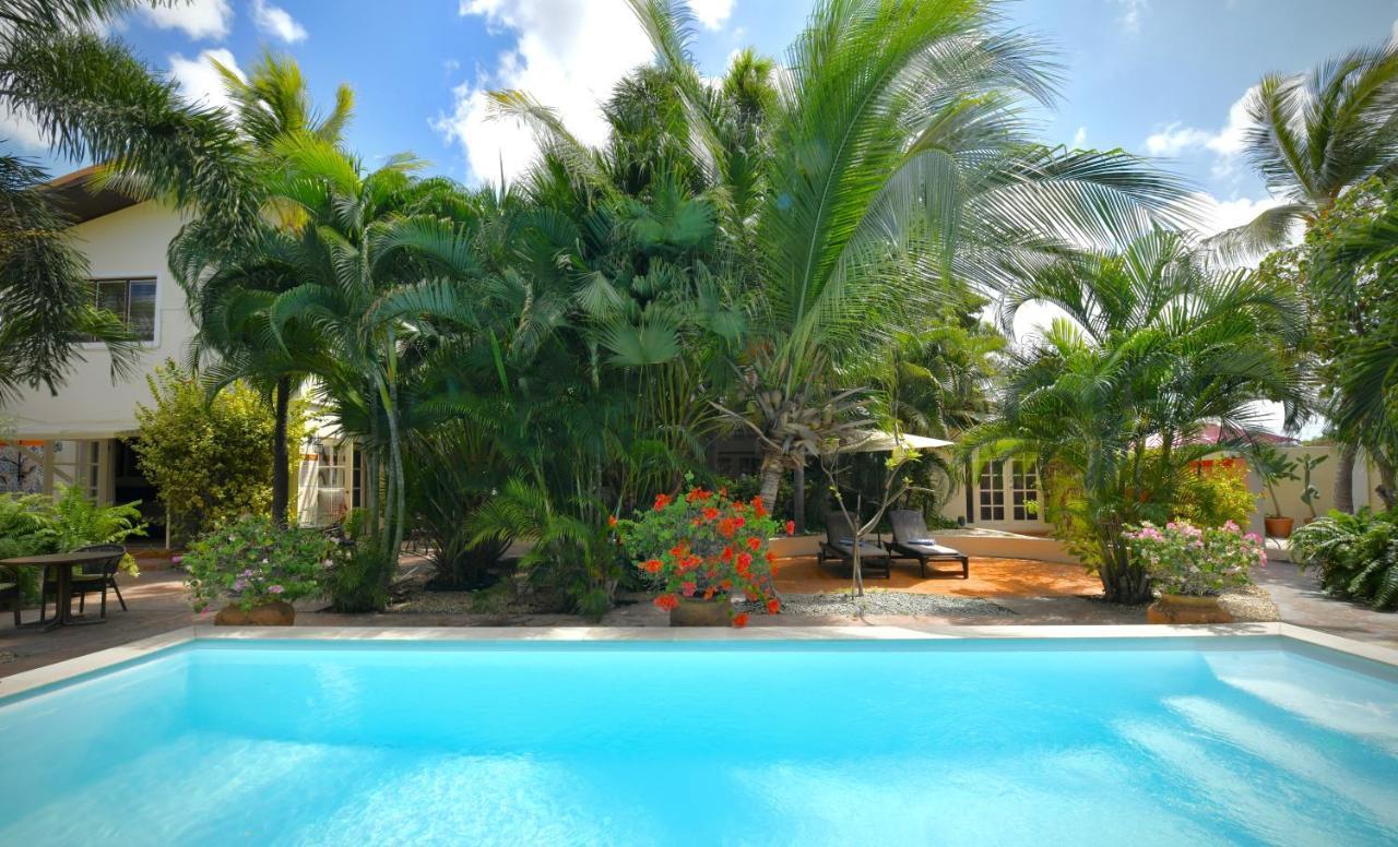 Wonders Boutique Hotel Oranjestad Ngoại thất bức ảnh