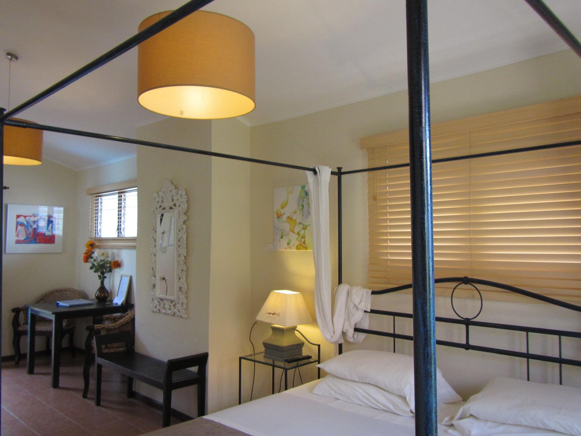 Wonders Boutique Hotel Oranjestad Ngoại thất bức ảnh